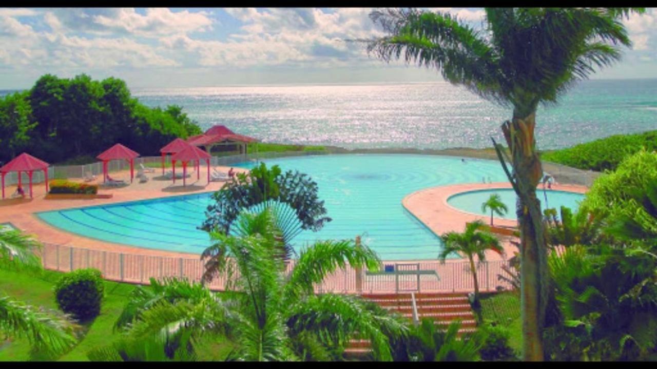 Ti.Maanga Vue Mer Pieds Dans L'Eau Apartment Saint-Francois  Exterior photo