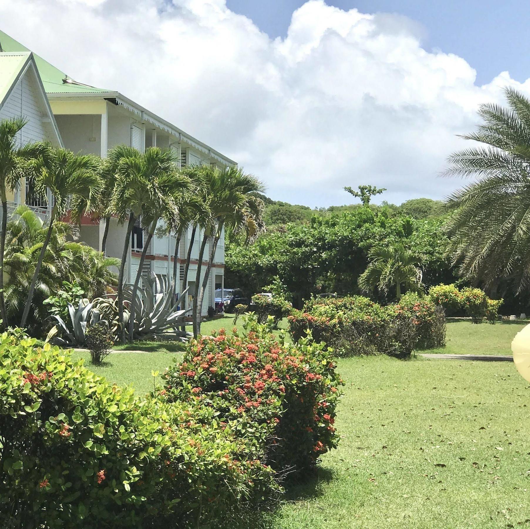 Ti.Maanga Vue Mer Pieds Dans L'Eau Apartment Saint-Francois  Exterior photo