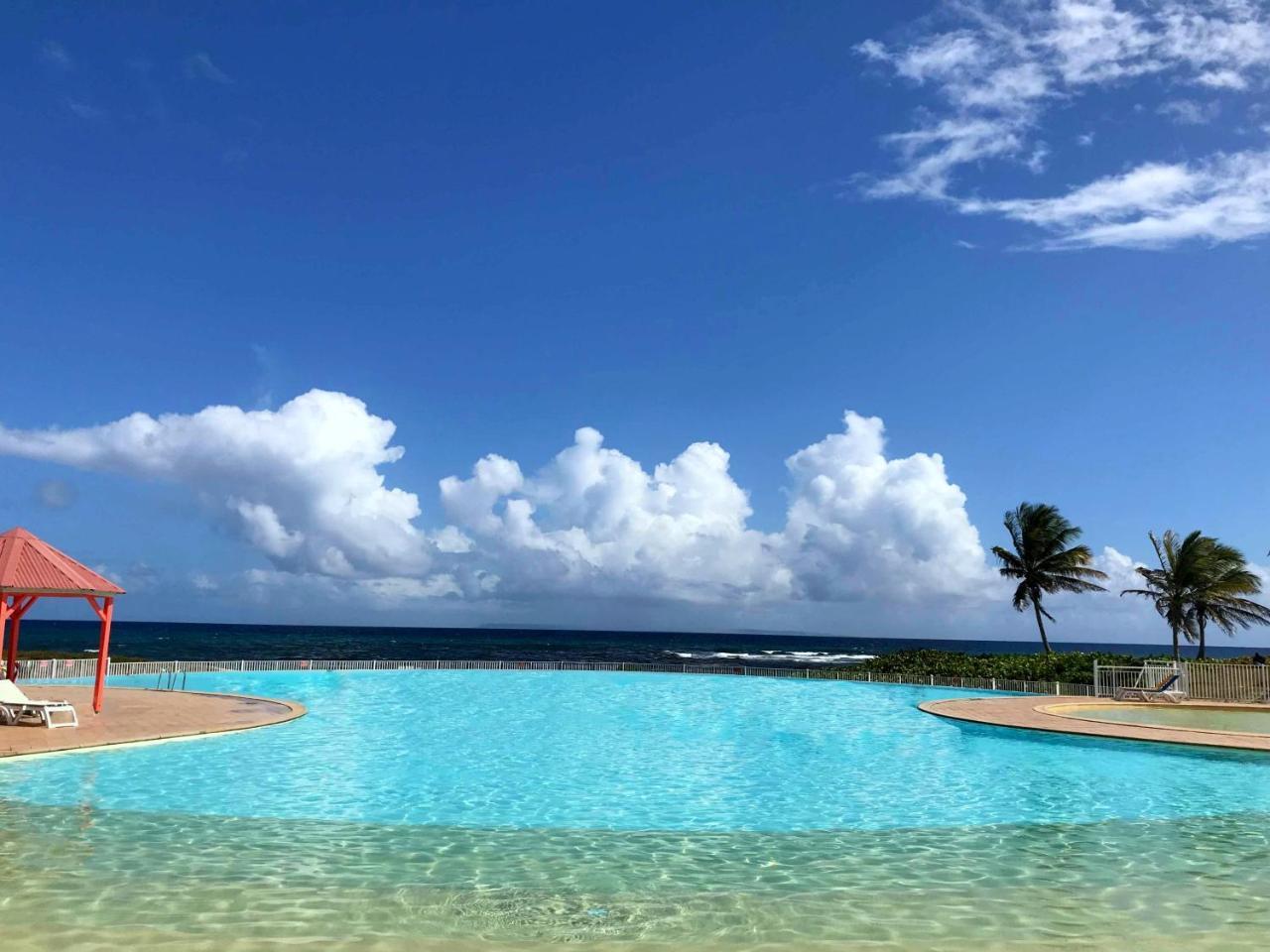 Ti.Maanga Vue Mer Pieds Dans L'Eau Apartment Saint-Francois  Exterior photo