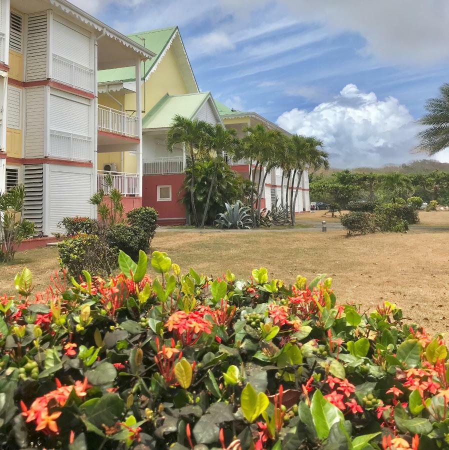 Ti.Maanga Vue Mer Pieds Dans L'Eau Apartment Saint-Francois  Exterior photo